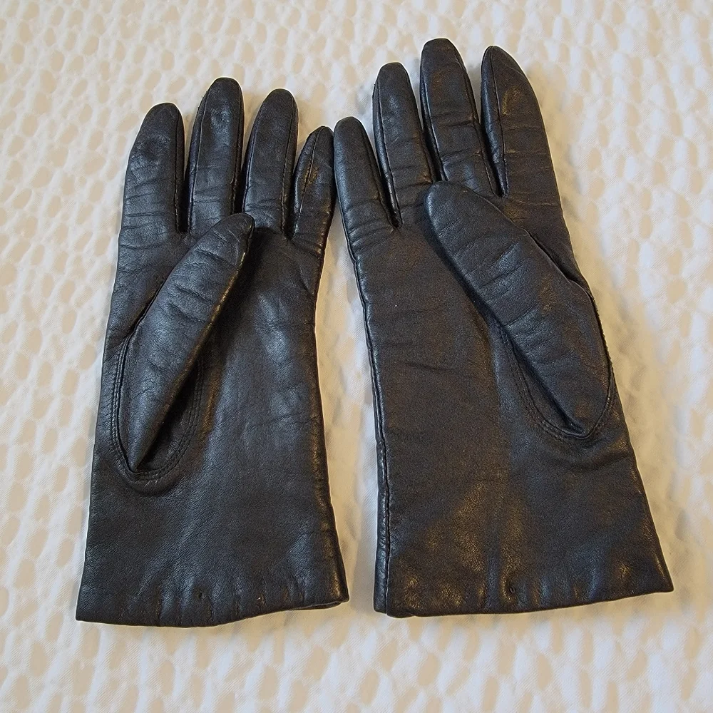 Black Leather Gloves